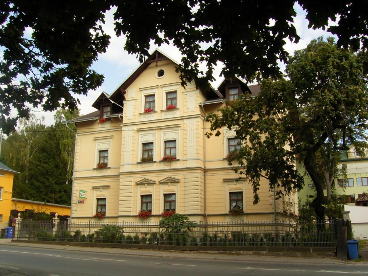 Apartmany Jasmin Liberec Esterno foto